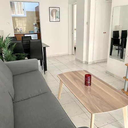 Kontheo Elli Ground Apt 2 Near The Beach * Larnaka