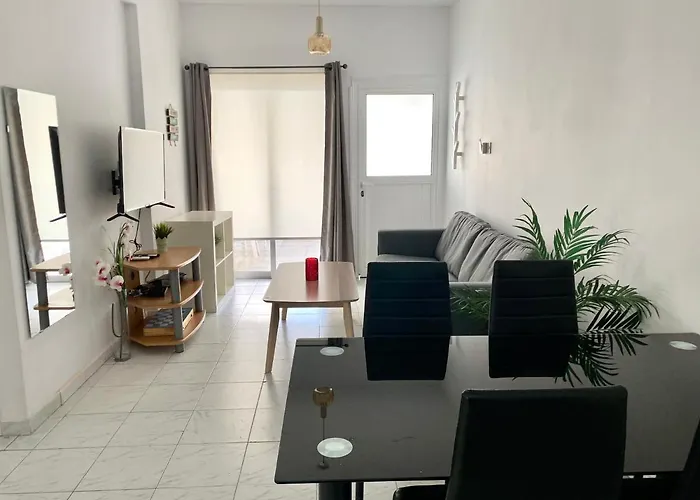 Kontheo Elli Ground Apt 2 Near The Beach