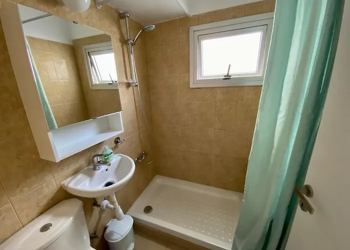 Kontheo Elli Ground Apt 2 Near The Beach * Larnaca